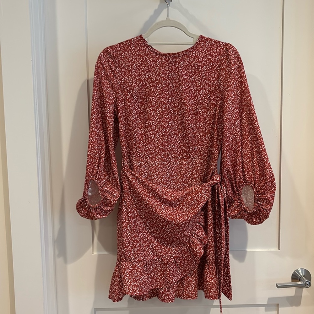 Princess Polly Wrap Dress Red Floral Size 4